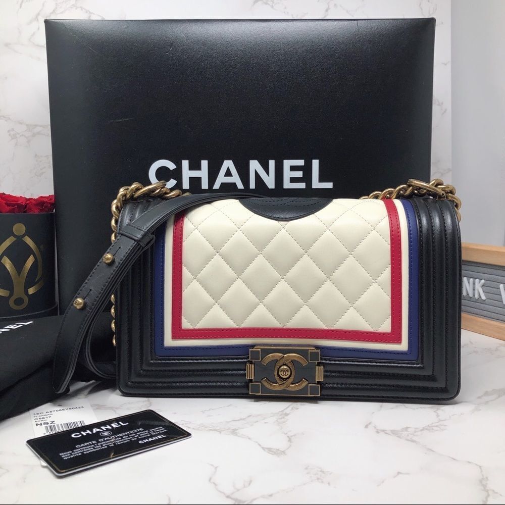 CHANEL Lambskin Quilted Crest Embellished Medium Boy Flap Black White Blue